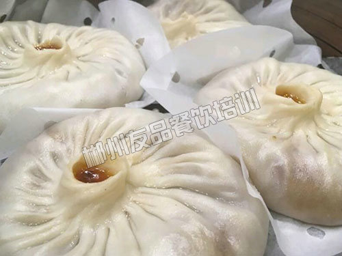 灌汤包